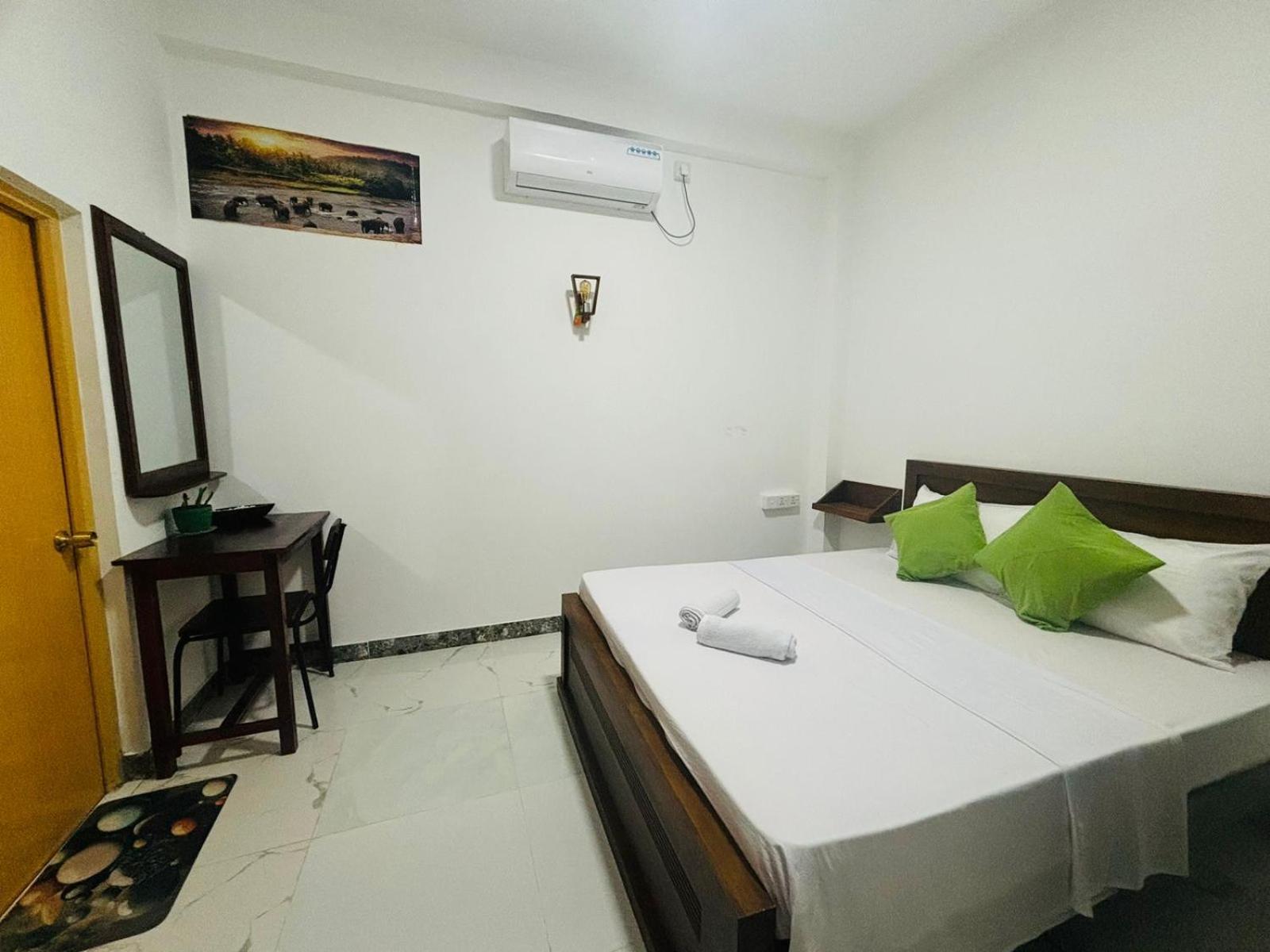 Jaya Villa - Near Airport Negombo Exterior photo